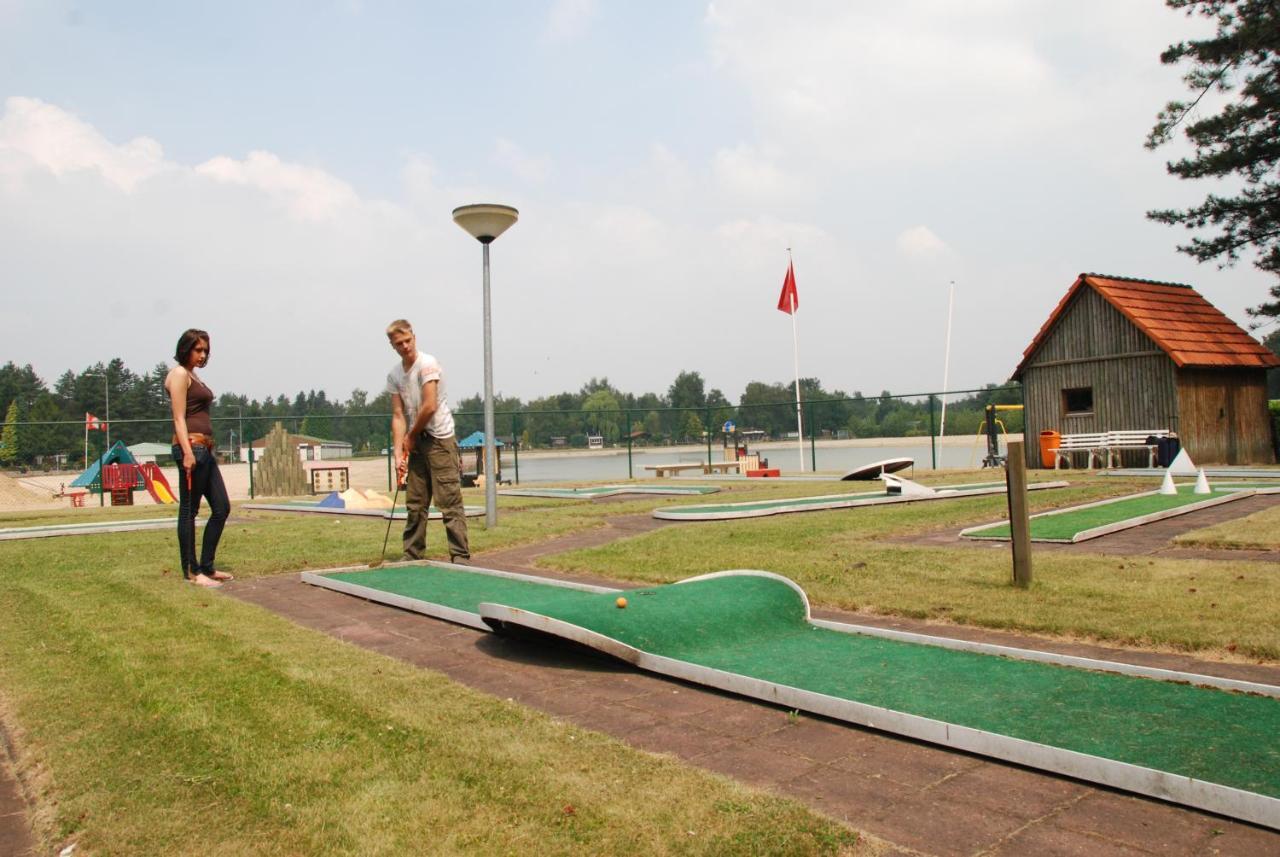 Verblijfpark Tulderheyde Poppel Exterior foto